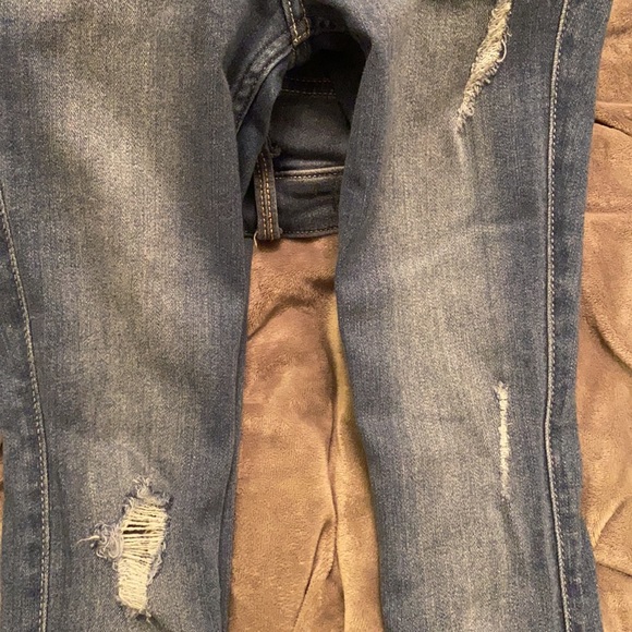 Hollister High Rise Jean Legging. (Size 00S) - Picture 6 of 7